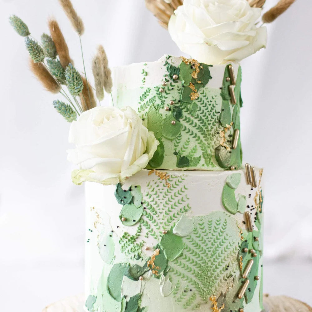 Buttercreme Torte Grün goldene Schokokugeln