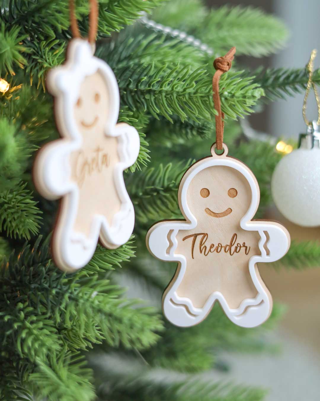 Weihnachtsanhänger Lebkuchenmännchen Holz Acryl personalisiert